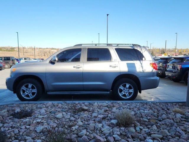 Used 2008 Toyota Sequoia SR5 image 2
