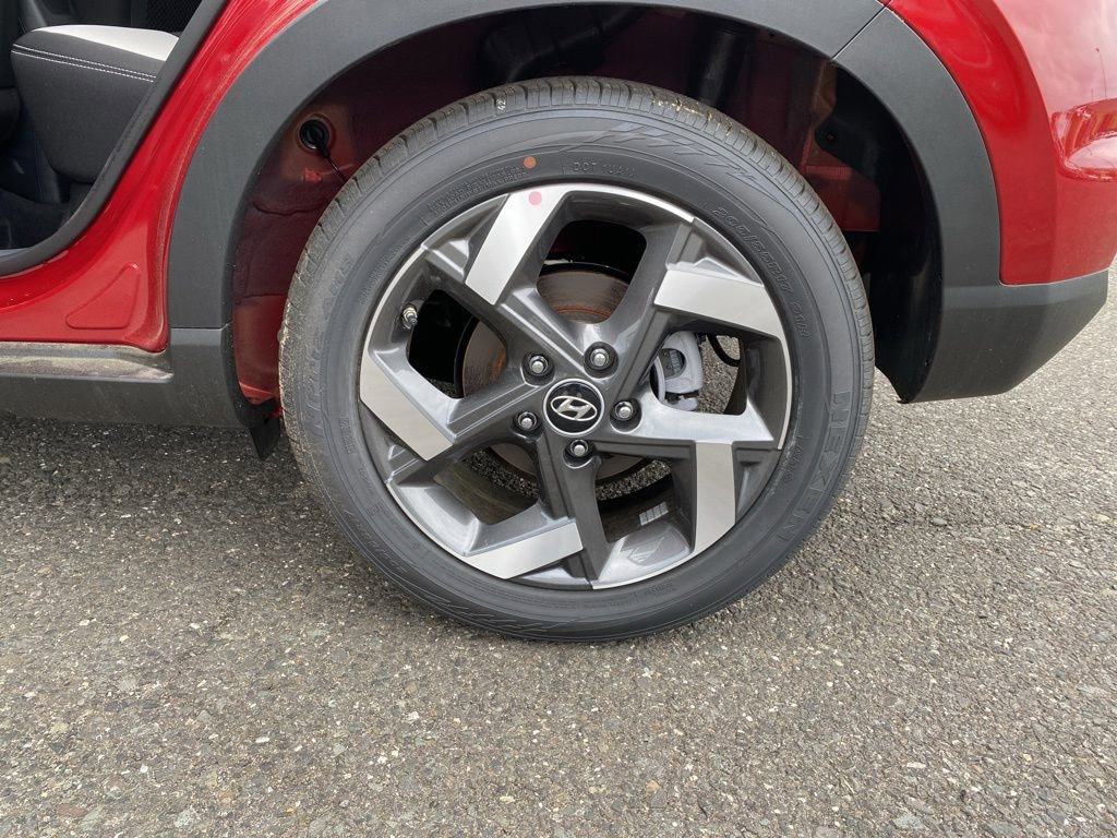 New 2026 Hyundai Venue SEL FWD image 9