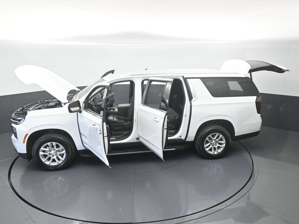 Used 2025 Chevrolet Suburban LT RWD image 72