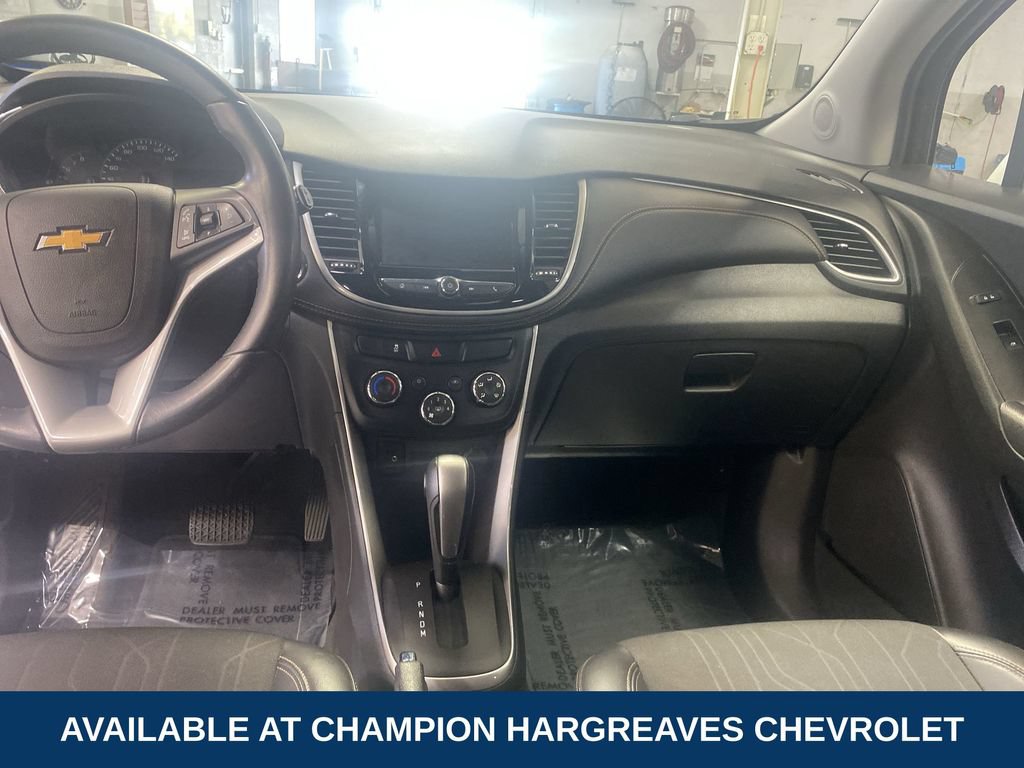 Used 2020 Chevrolet Trax LT w/ LT Convenience Package FWD image 27