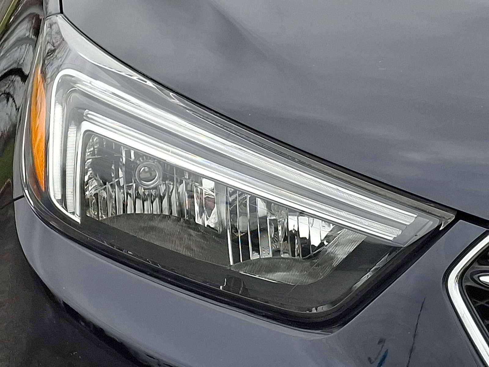 Used 2022 Buick Encore Preferred image 8