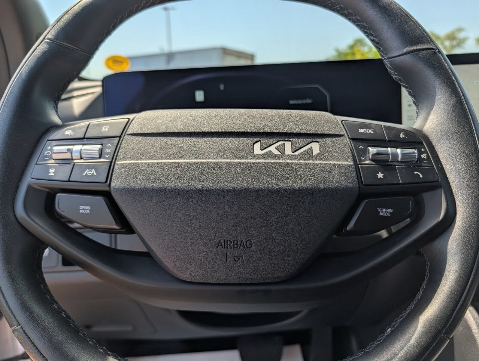 Used 2026 Kia Sportage X-Line w/ X-Line Technology Package AWD/4WD image 37