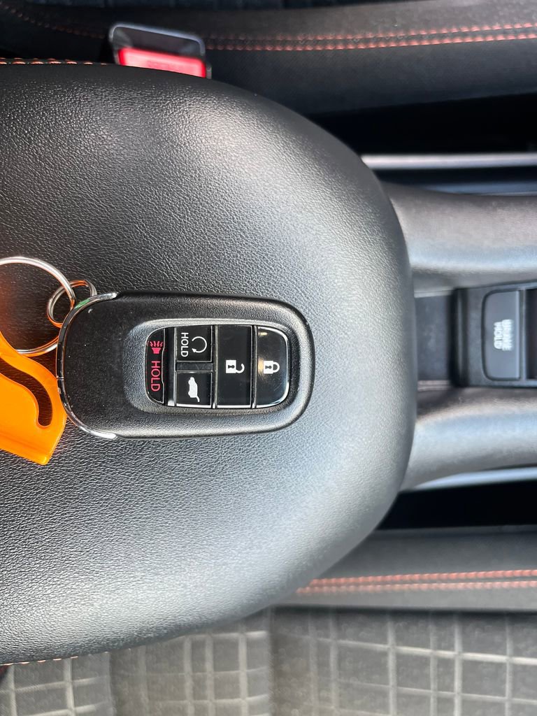 Used 2025 Honda HR-V Sport image 35