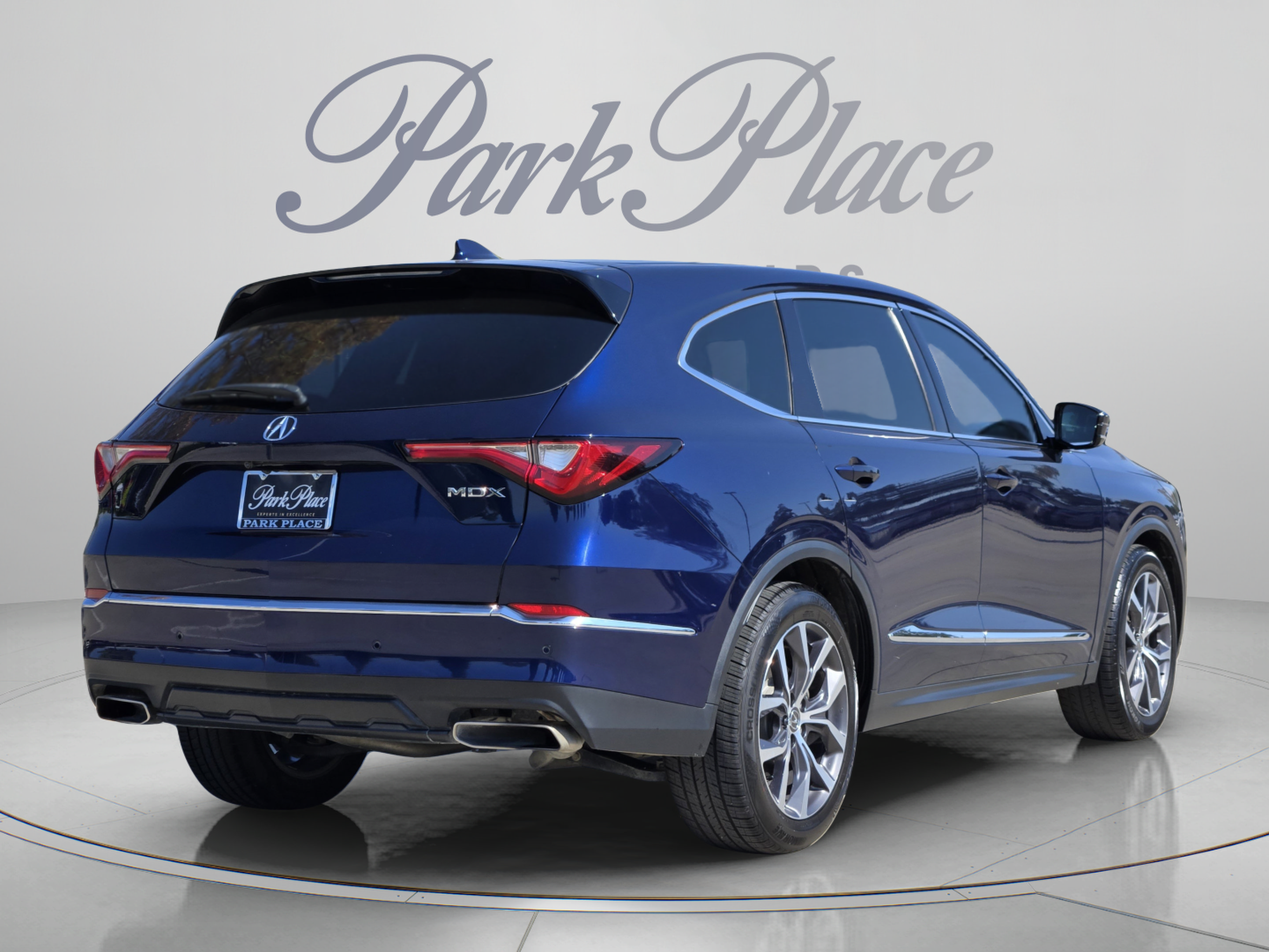 Used 2022 Acura MDX w/ Technology Package FWD image 5