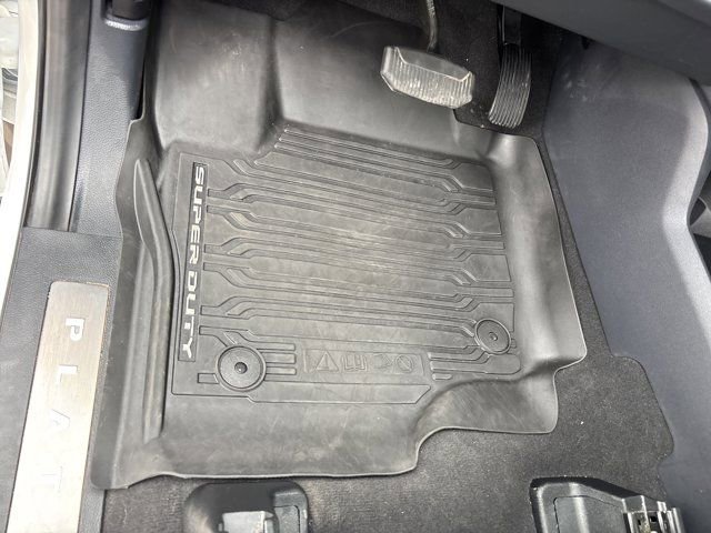 Used 2025 Ford F450 Platinum w/ FX4 Off-Road Package image 34