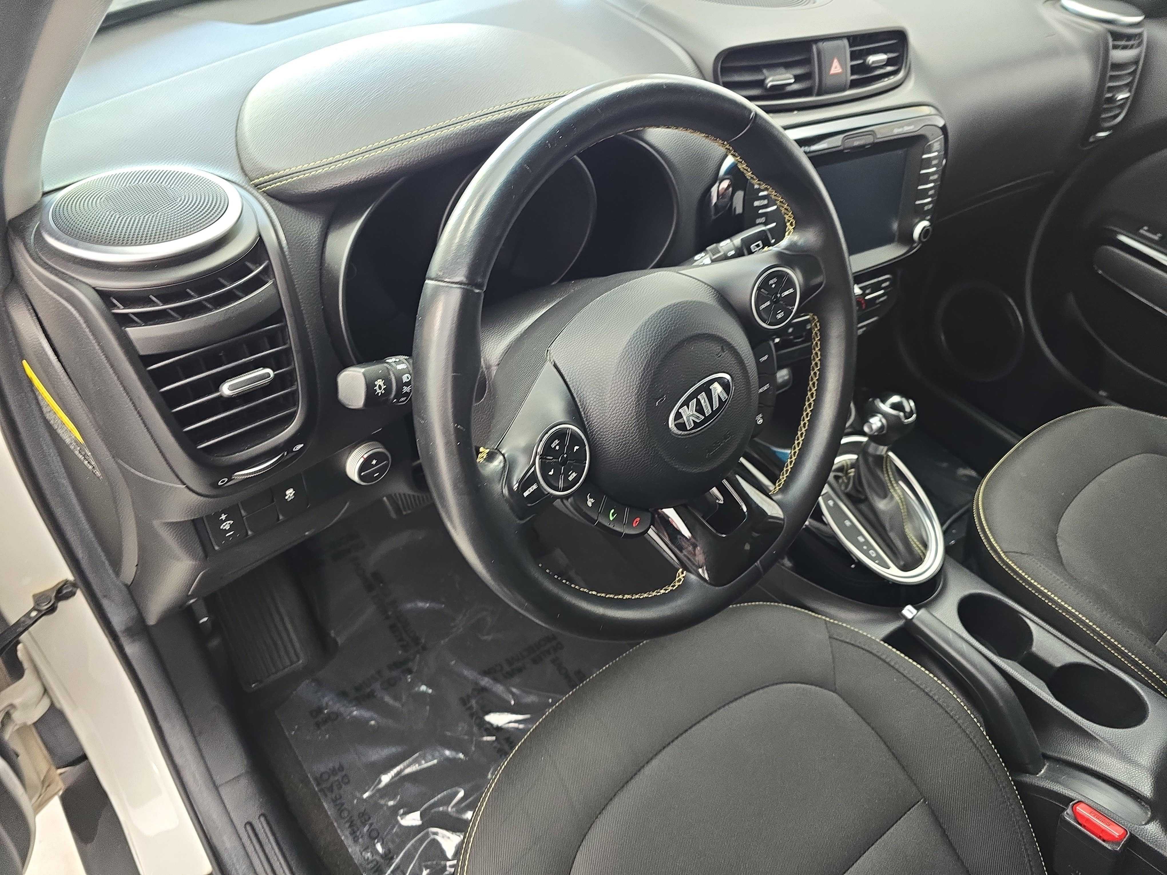Used 2016 Kia Soul + w/ Audio Package image 15
