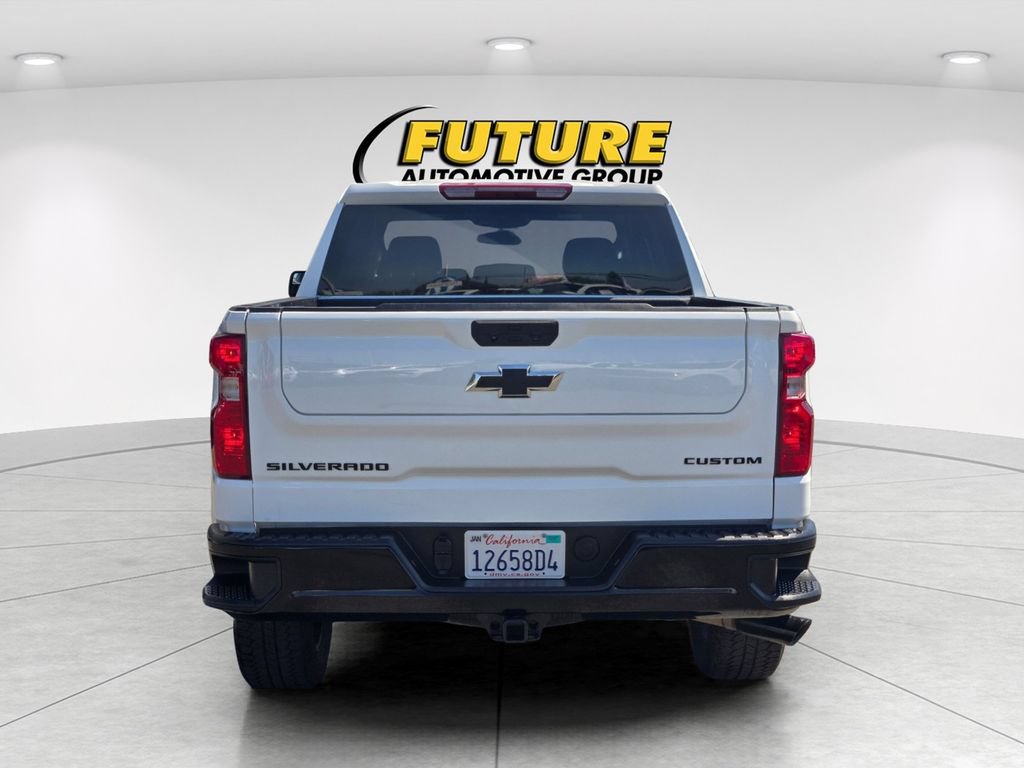 Used 2025 Chevrolet Silverado 1500 Custom Trail Boss w/ Turbomax Blackout Package AWD/4WD image 5