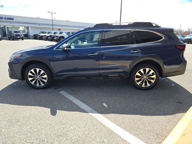 Used 2023 Subaru Outback Touring XT AWD/4WD image 31