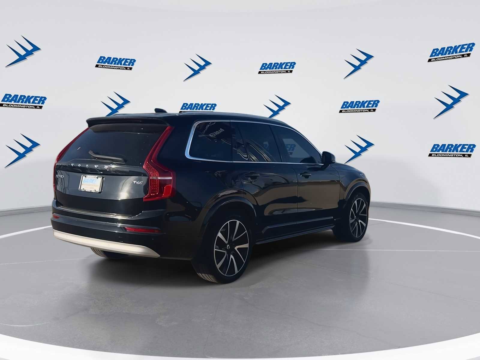 Used 2022 Volvo XC90 T6 Momentum w/ Climate Package image 8