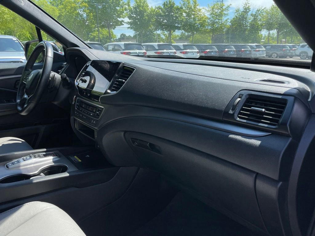 Certified 2024 Honda Passport EX-L image 34