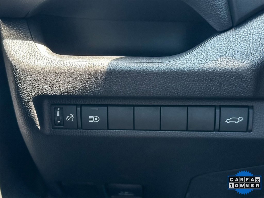Used 2025 Toyota RAV4 XLE image 35