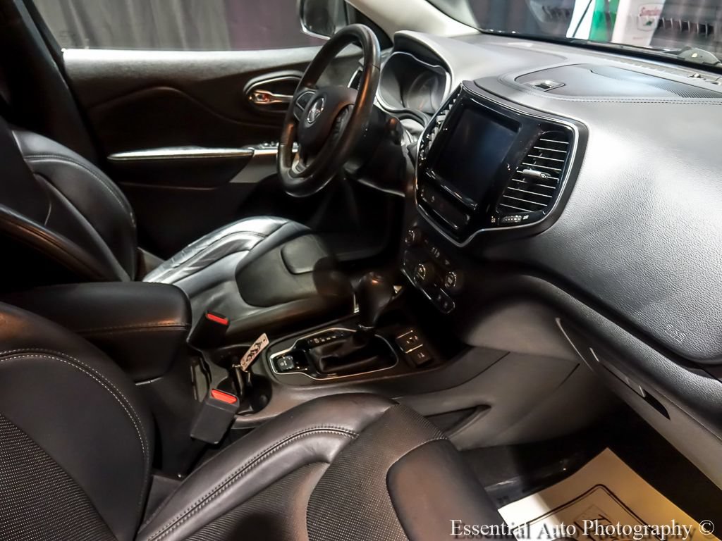 Used 2019 Jeep Cherokee Limited FWD image 26
