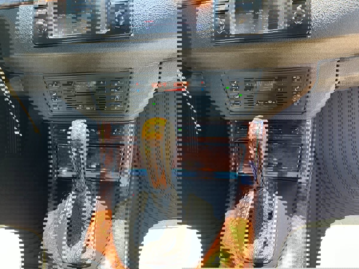 Used 2006 BMW X5 4.8is image 27