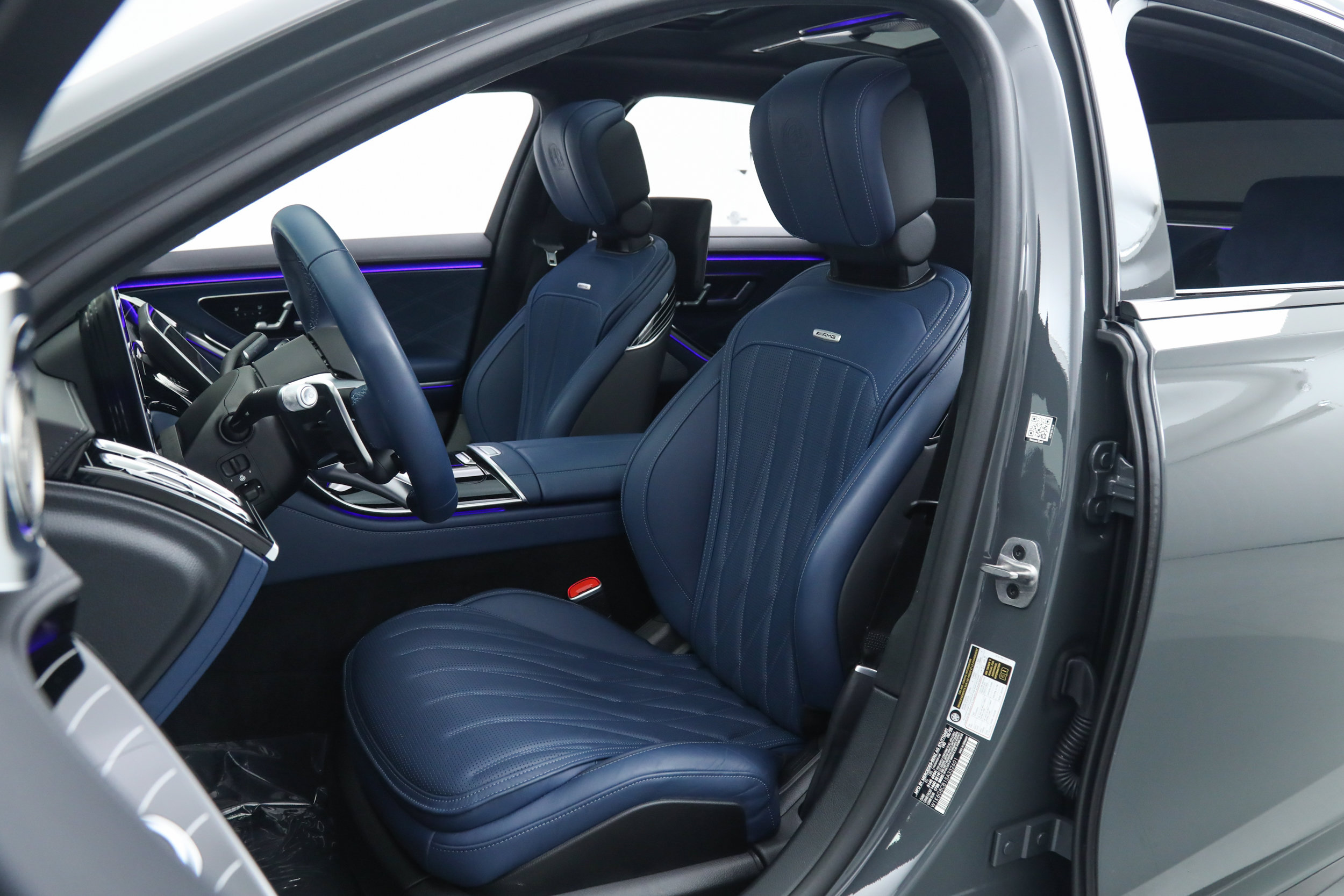 Used 2025 Mercedes-Benz S 63 AMG S image 26