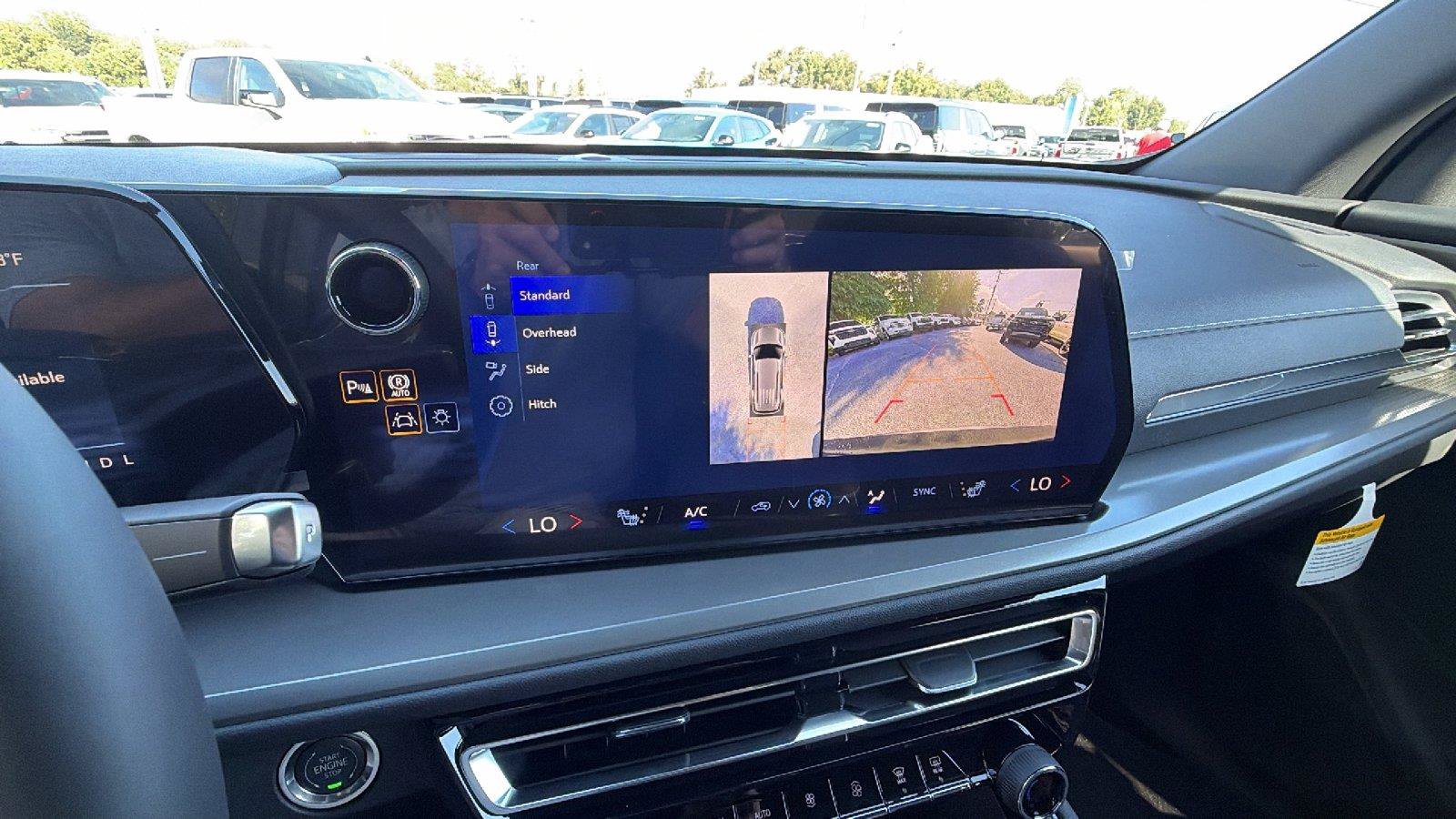 New 2027 Chevrolet Traverse LT w/ Sun and Wheel Package FWD image 28