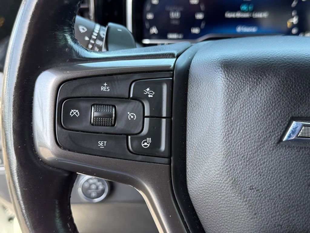 Used 2022 Chevrolet Silverado 1500 ZR2 w/ Technology Package image 24