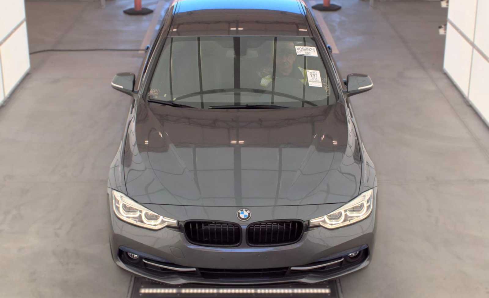 Used 2018 BMW 330e RWD image 2