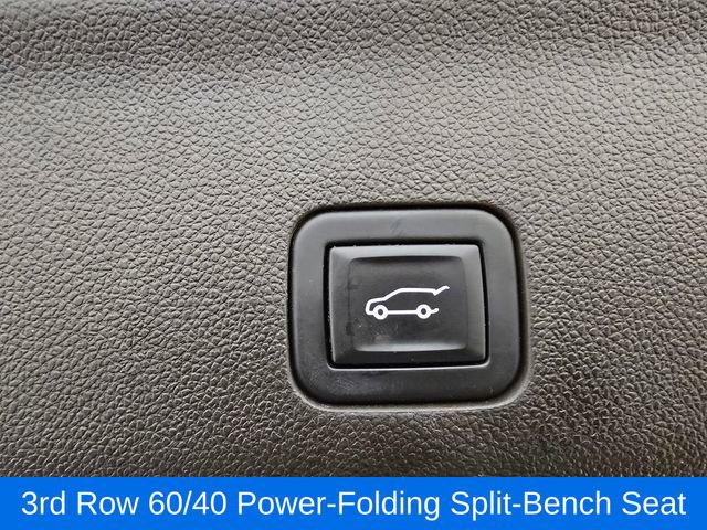 Used 2024 GMC Yukon SLT w/ SLT Luxury Package AWD/4WD image 33