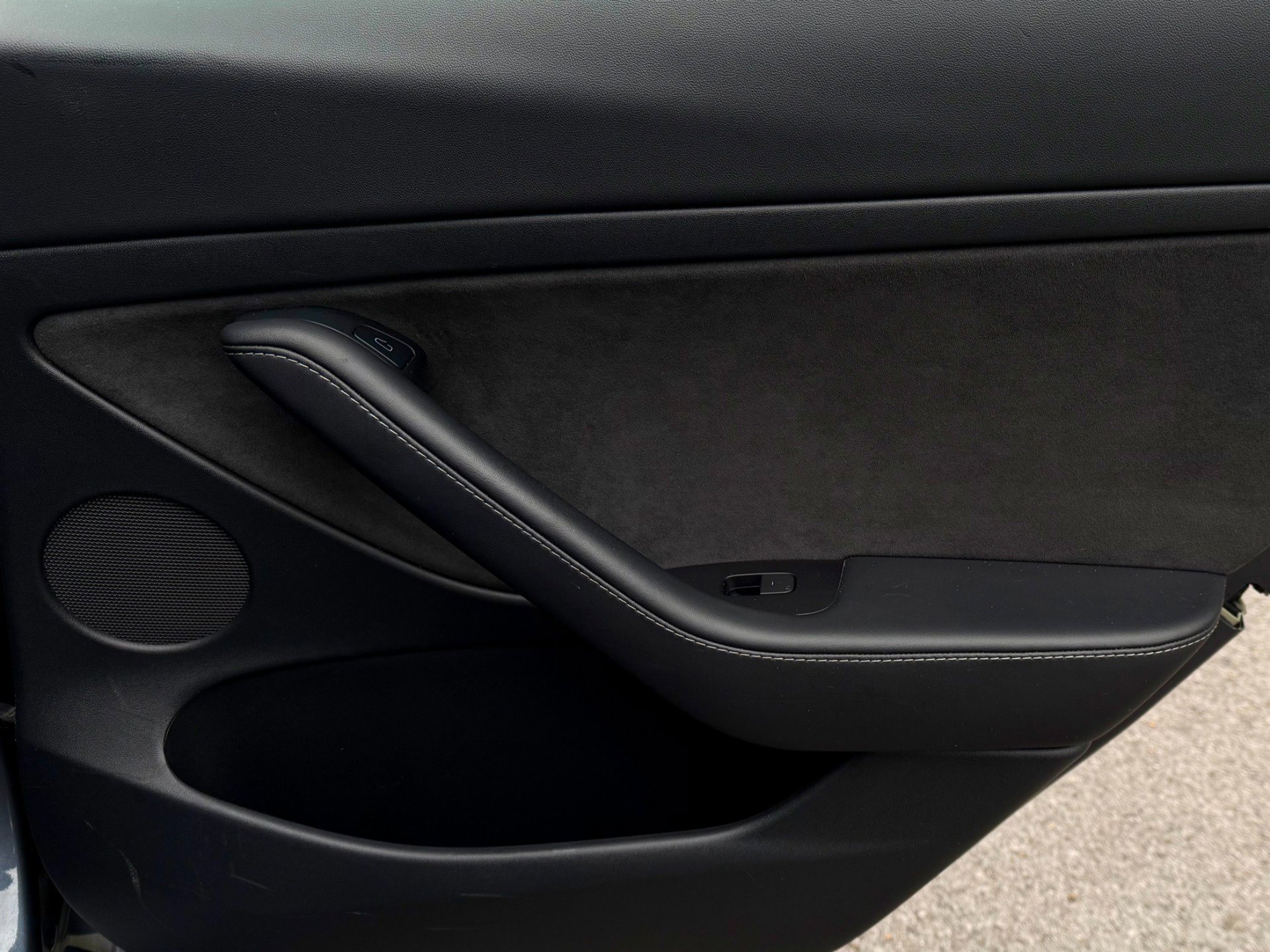 Used 2023 Tesla Model 3 Standard Range image 19