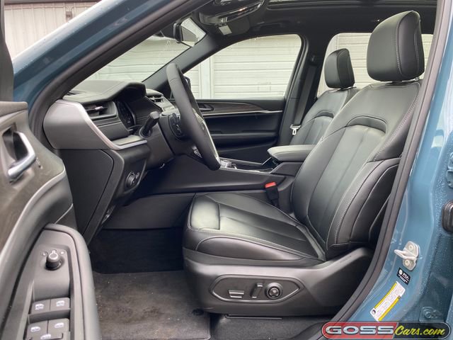 New 2026 Jeep Grand Cherokee Limited w/ Limited Altitude Package image 26