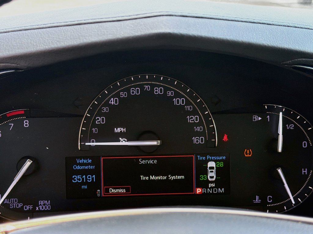 Used 2019 Cadillac CTS Sedan w/ Seating Package RWD image 12