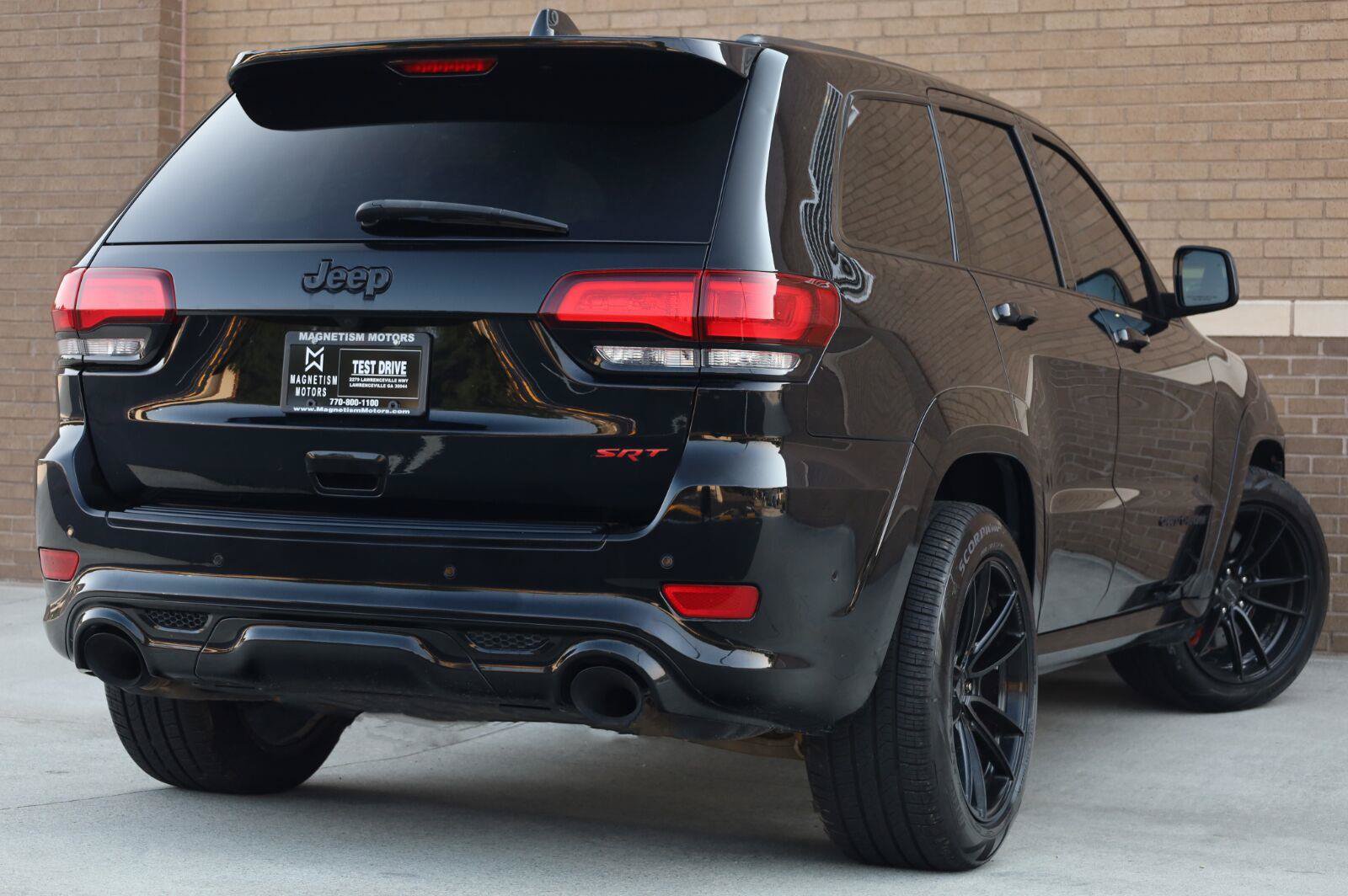 Used 2020 Jeep Grand Cherokee SRT AWD/4WD image 7