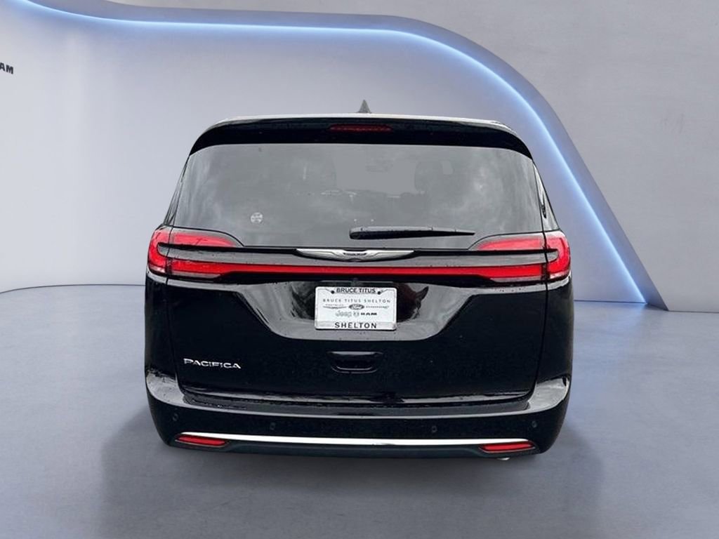 New 2025 Chrysler Pacifica Select w/ Uconnect Theater Family Group image 6
