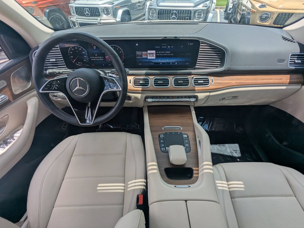 Used 2026 Mercedes-Benz GLE 350 4MATIC image 2