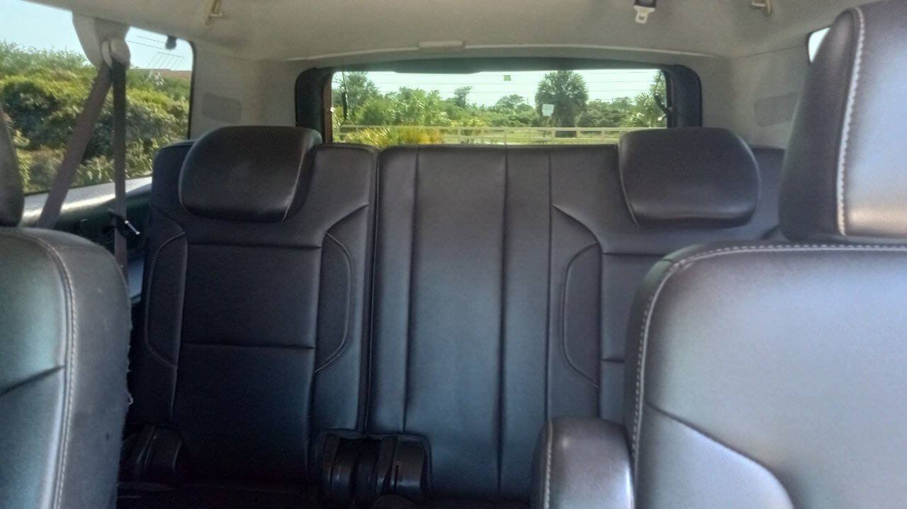 Used 2015 Chevrolet Suburban LT AWD/4WD image 18