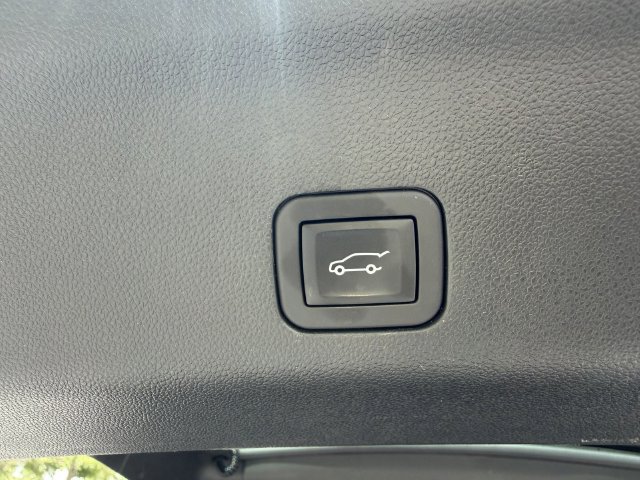 Used 2025 Chevrolet Tahoe LT AWD/4WD image 42