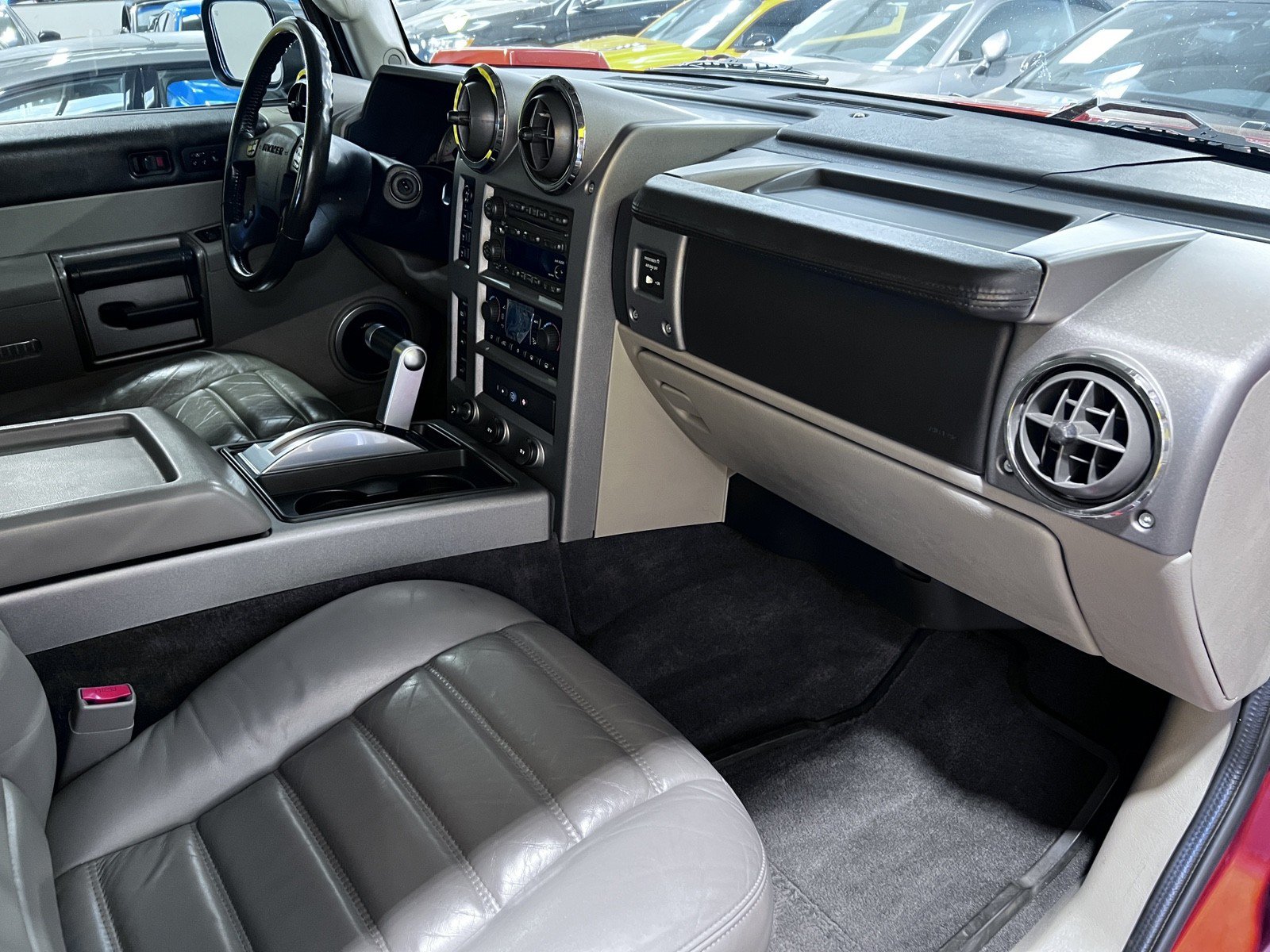 Used 2003 HUMMER H2 w/ Preferred Equipment Group AWD/4WD image 16