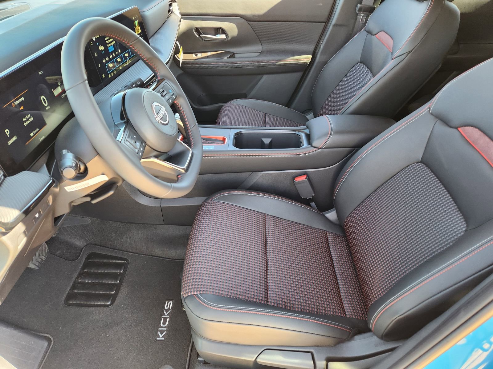 New 2026 Nissan Kicks SR w/ Cold Weather Package image 13