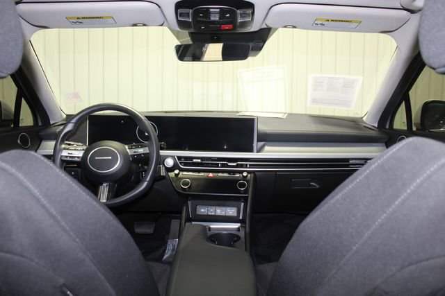 Used 2025 Hyundai Sonata SEL FWD image 23