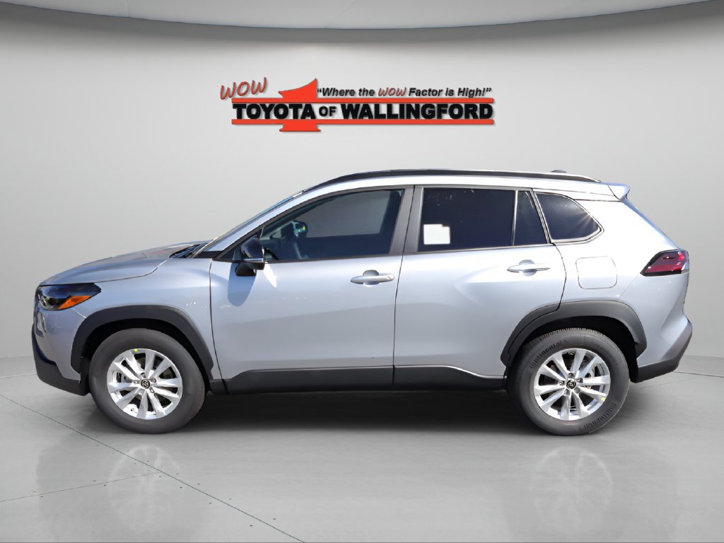 New 2026 Toyota Corolla Cross LE w/ Moonroof Package AWD/4WD image 2