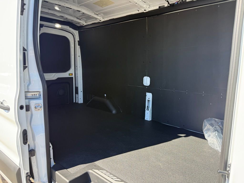 New 2026 Ford Transit 250 148 Medium Roof w/ Load Area Protection Package image 13