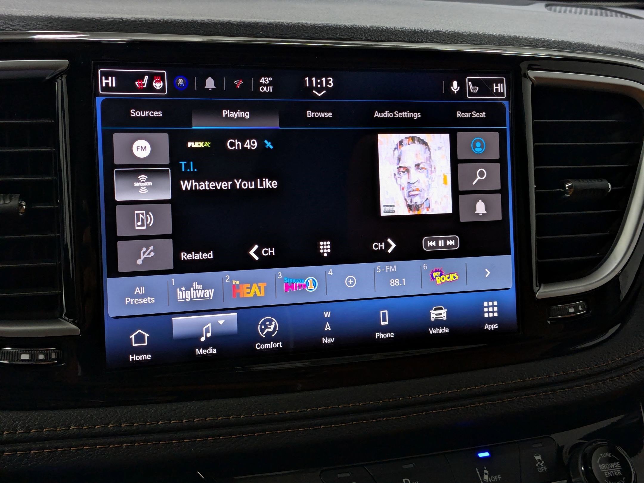 New 2026 Chrysler Pacifica Pinnacle image 12