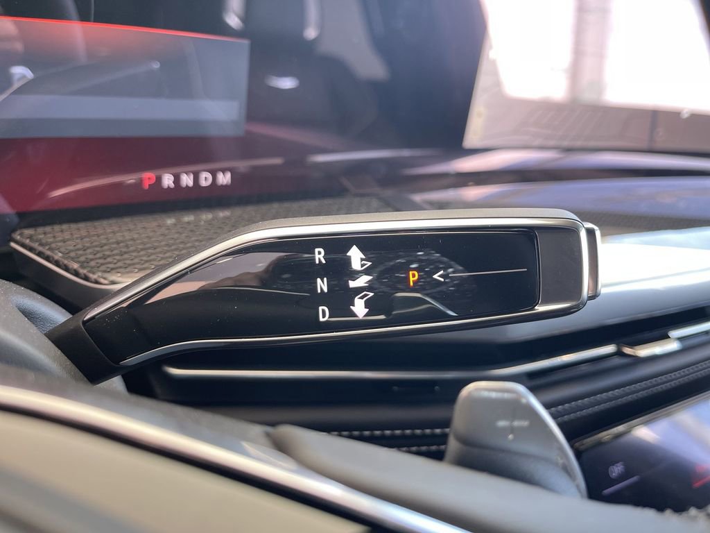 New 2026 Cadillac Escalade ESV V w/ LPO, ONYX Package image 21