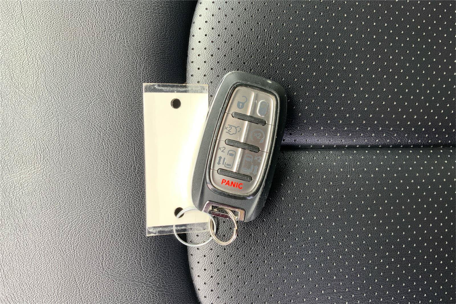 Used 2024 Chrysler Pacifica Touring-L FWD image 36