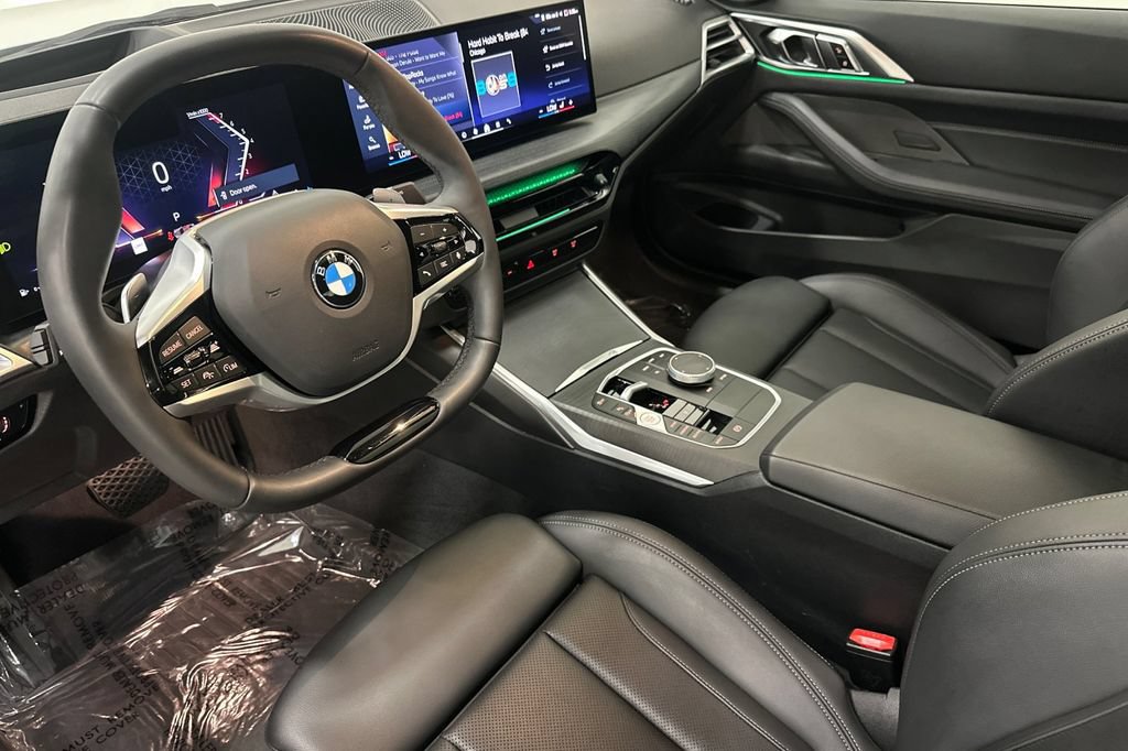 Used 2025 BMW 430i xDrive Coupe w/ Premium Package AWD/4WD image 10