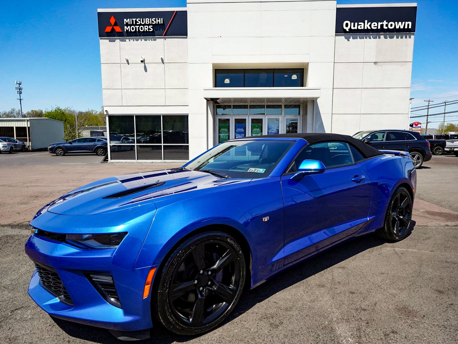 Used 2018 Chevrolet Camaro SS RWD image 2