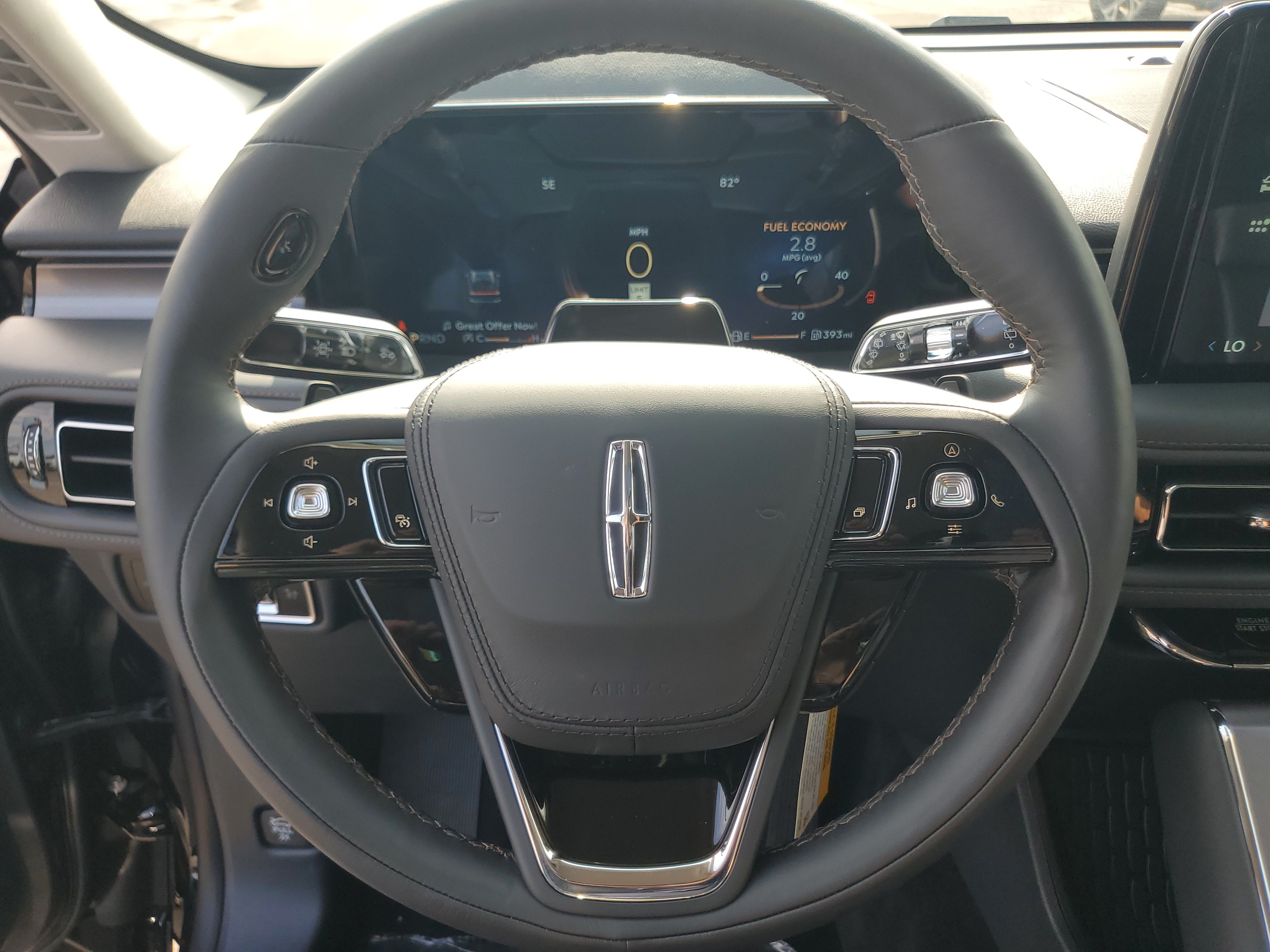 New 2027 Lincoln Aviator AWD image 15
