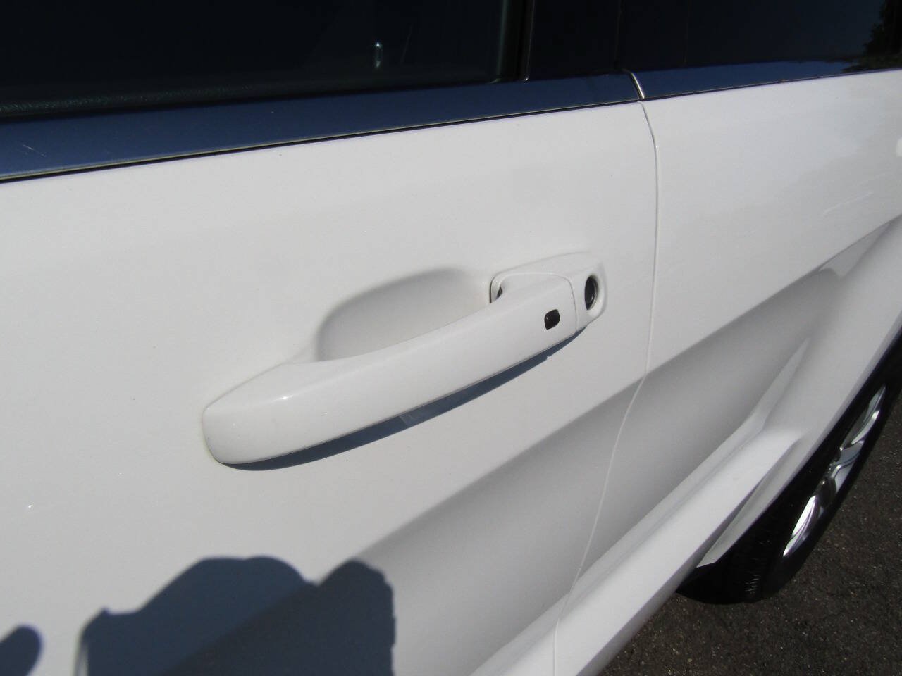 Used 2021 Jeep Grand Cherokee Laredo AWD/4WD image 30