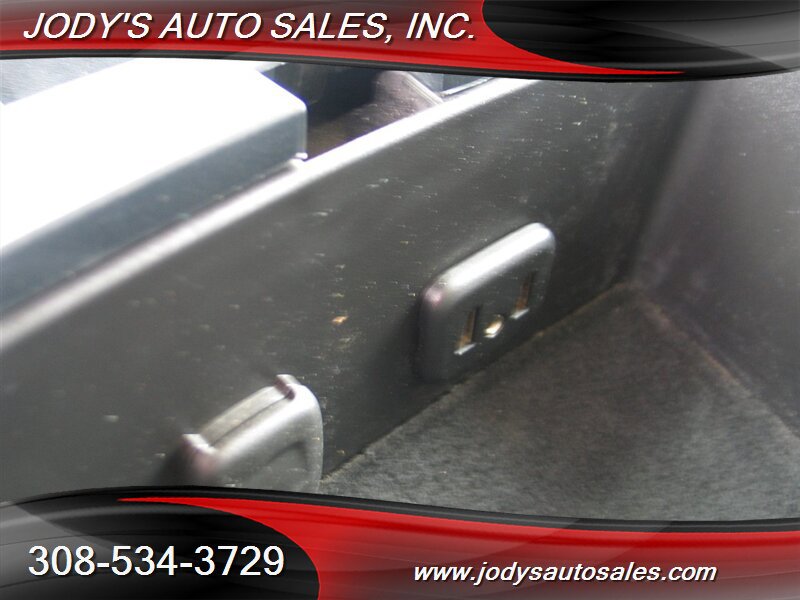 Used 2017 Chevrolet Silverado 2500 W/T image 21