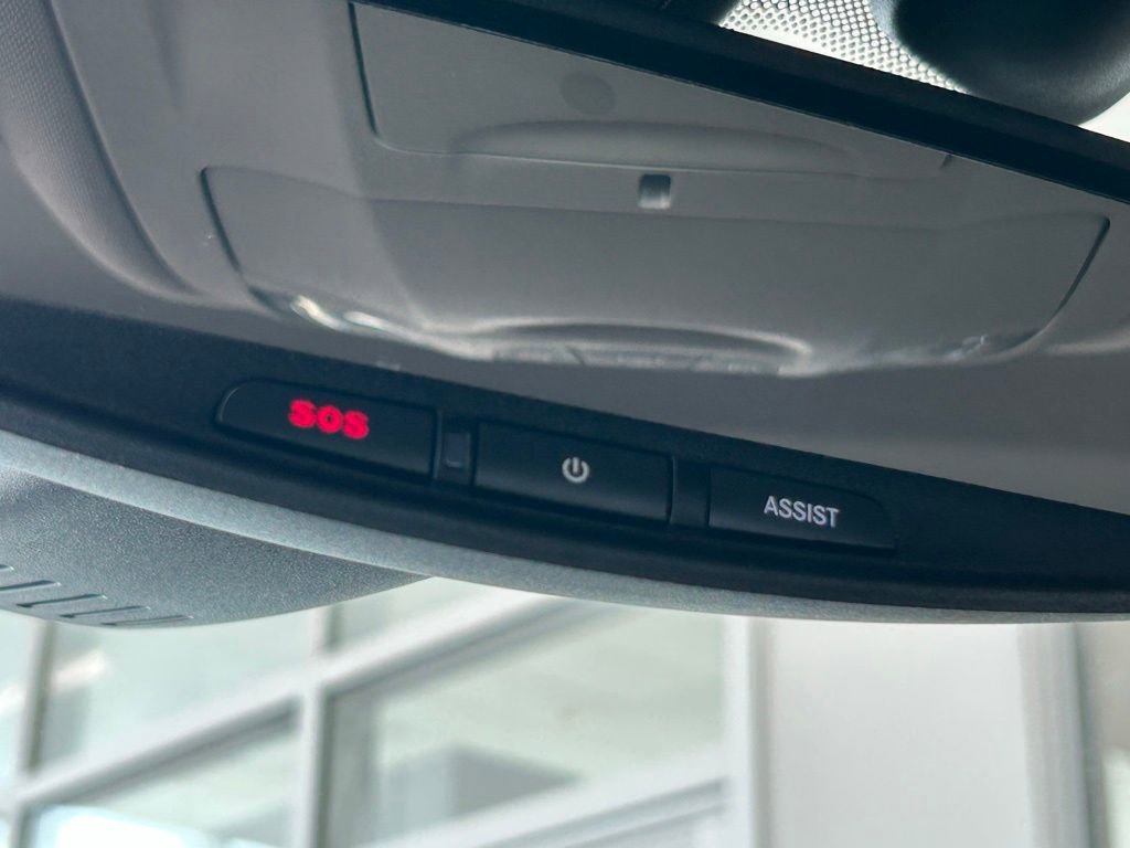 Used 2020 Chrysler Pacifica Touring-L Plus FWD image 18