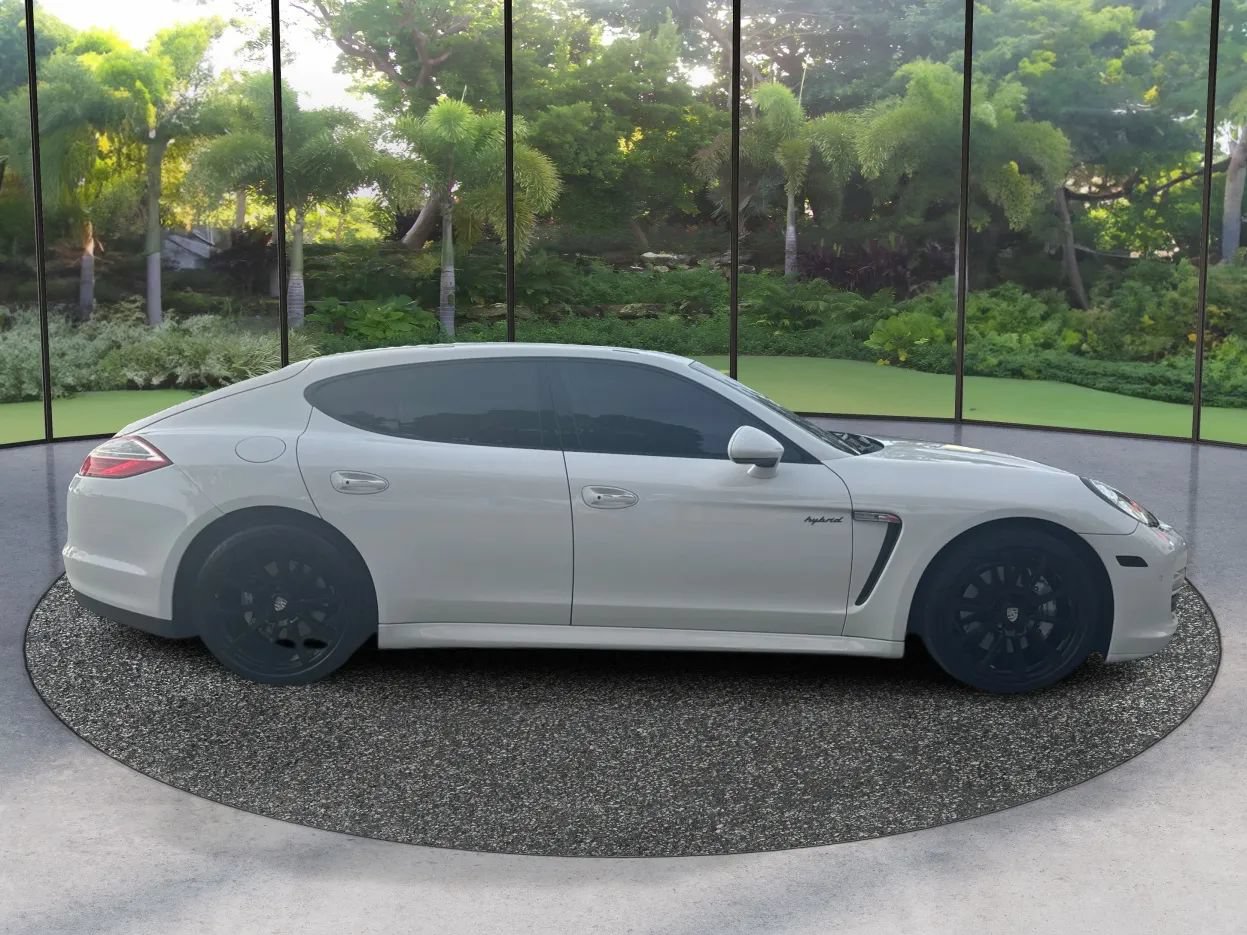 Used 2012 Porsche Panamera S RWD image 4