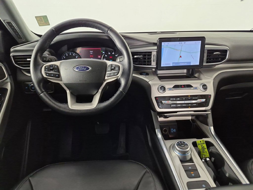 Used 2022 Ford Explorer XLT w/ Equipment Group 202A RWD image 34