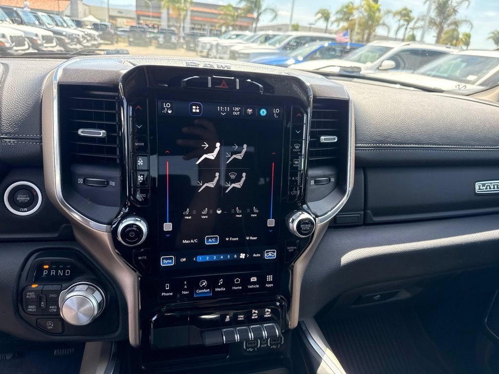 Used 2022 RAM 1500 Laramie AWD/4WD image 16