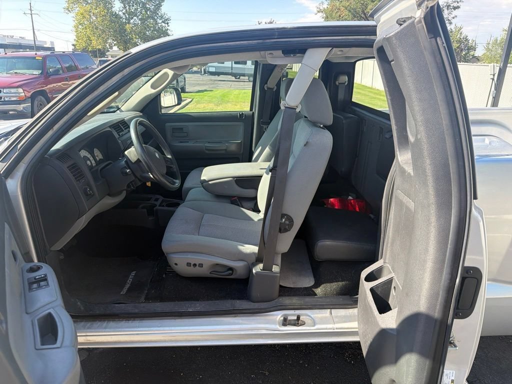 Used 2009 Dodge Dakota Big Horn w/ Extra Security Group AWD/4WD image 8
