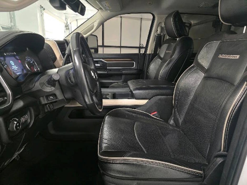 Used 2023 RAM 2500 Laramie AWD/4WD image 13