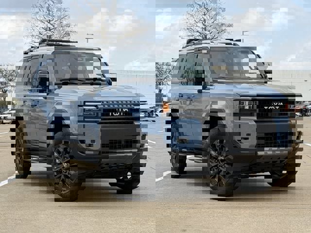 Certified 2024 Toyota Land Cruiser Base image 2